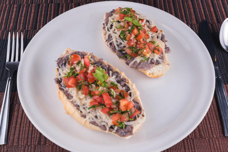 Huaraches Food – Traditional Mexican Recipe & Its Origin
