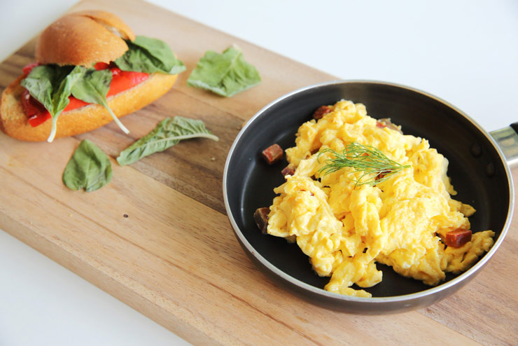 instant pot scrambled eggs step 05: Dish out