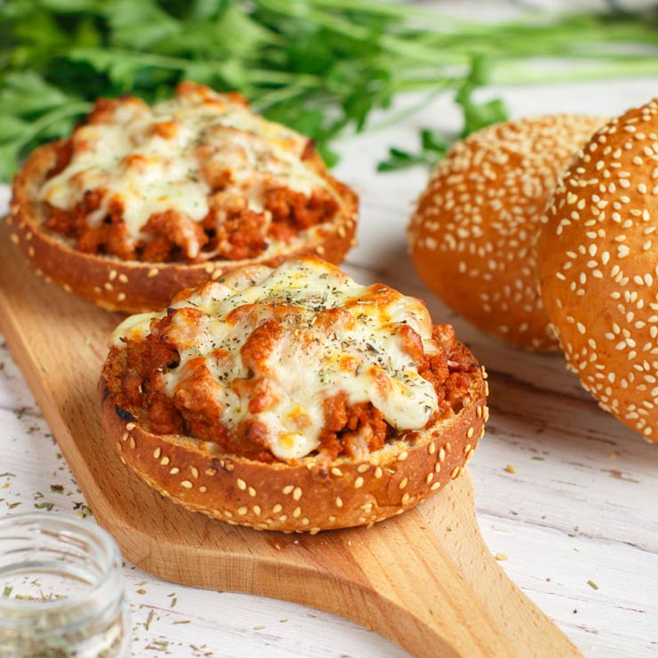 what is homemade pizza burger recipe